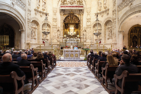 Fiesta Colegial 2013. Solemne Misa en la Capilla Real