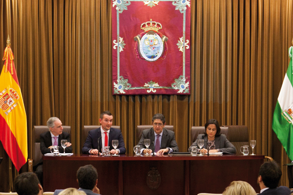 Constituído el Foro de Derecho Autonómico