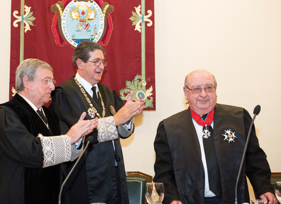 Cruz de San Raimundo para Fernando Piruat