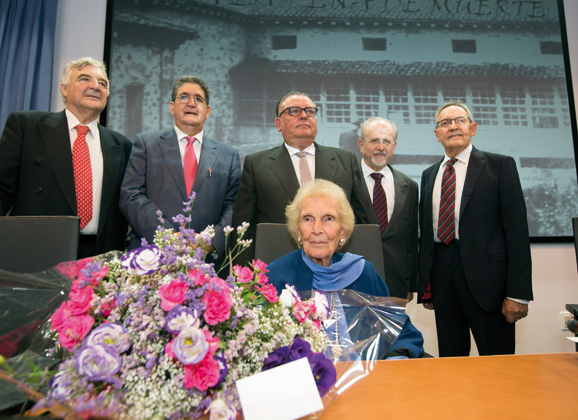 Homenaje a Asunción Milá de Salinas