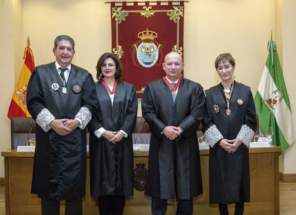 Medallas al Mérito en el Servicio a la Abogacía